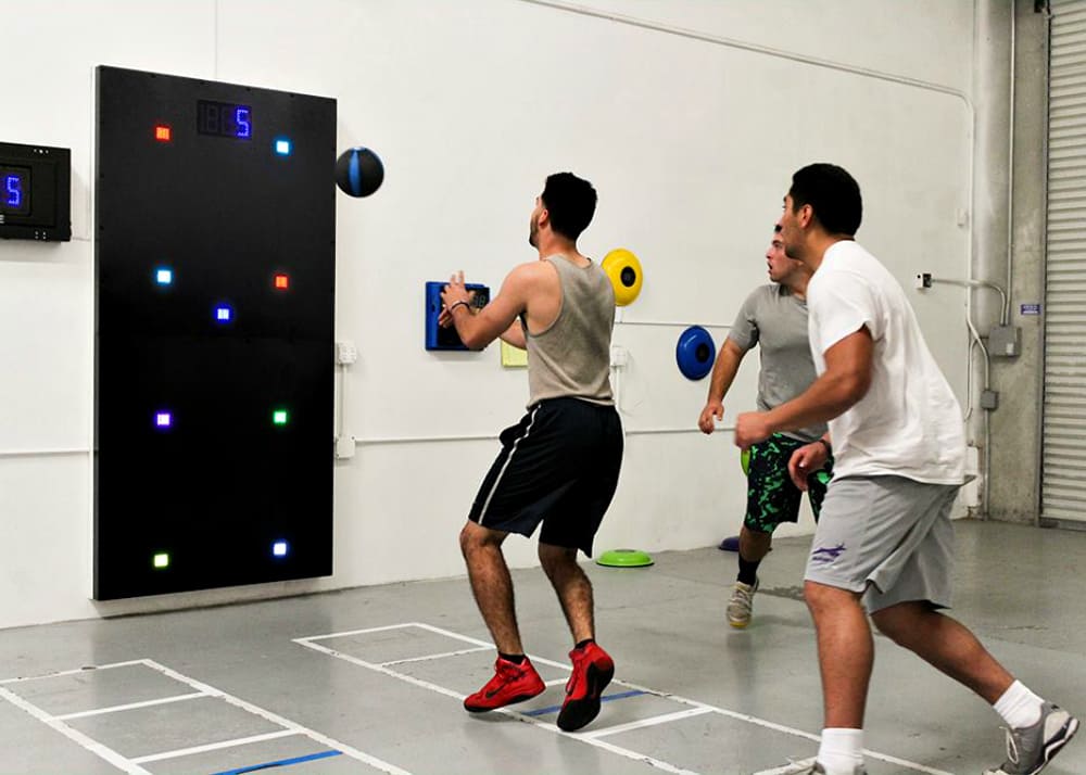 Фитнес “в кубе”. 30 бизнес-идей для фитнес-центров и студий