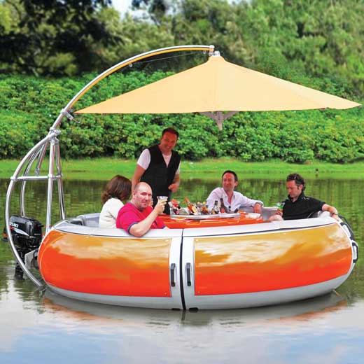 Лодка-гриль для пикника на воде