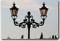 Красивые декоративные уличные фонари - 60 примеров
