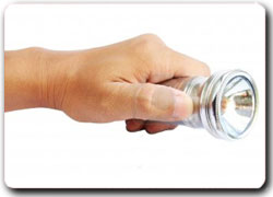 Бизнес идея № 4273. Новости альтернативной энергетики: LED-фонарик работает от тепла ваших рук