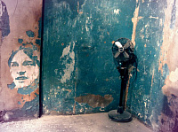 Alexandre Farto и портреты процарапанные на стенах