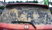 Картины Скота Уэйда на грязных машинах